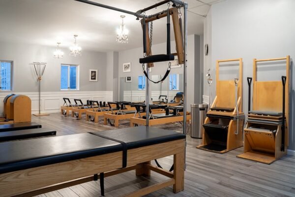 Cadillac Maple Space-Saving and Secure Suitable for home fitness - Image 4
